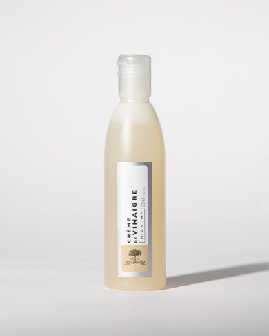 White wine vinegar cream